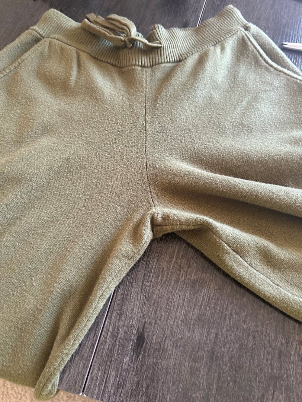 BANANA REPUBLIC Olive Green Knit Wide Leg Cropped Sweater Pants Sz XS EUC - Picture 7 of 8